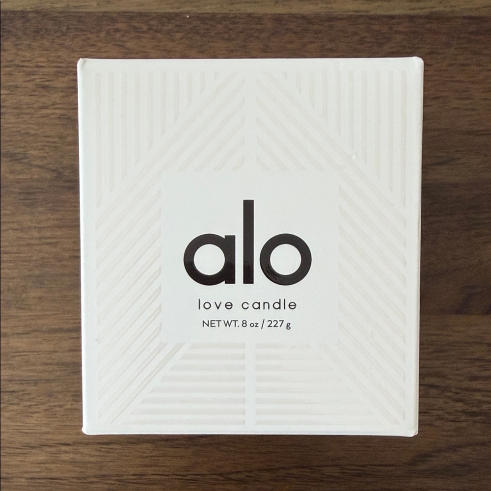 Alo Love Candle